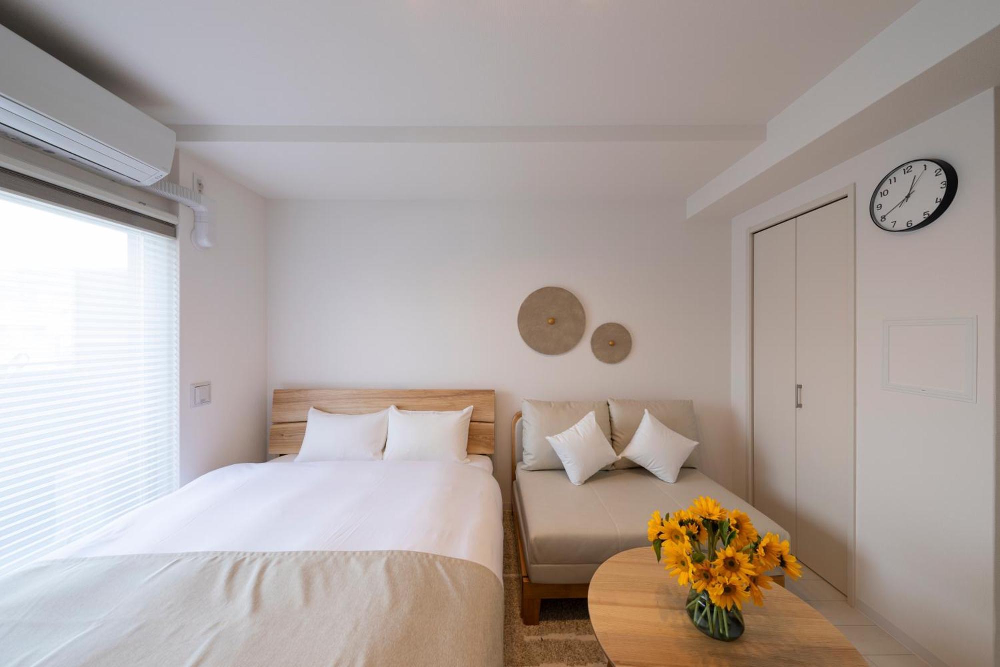 Aparthotel Shirakabanoyado - Nipponbashi 日本橋, 3 Mins Walk To Dendentown Osaka Esterno foto