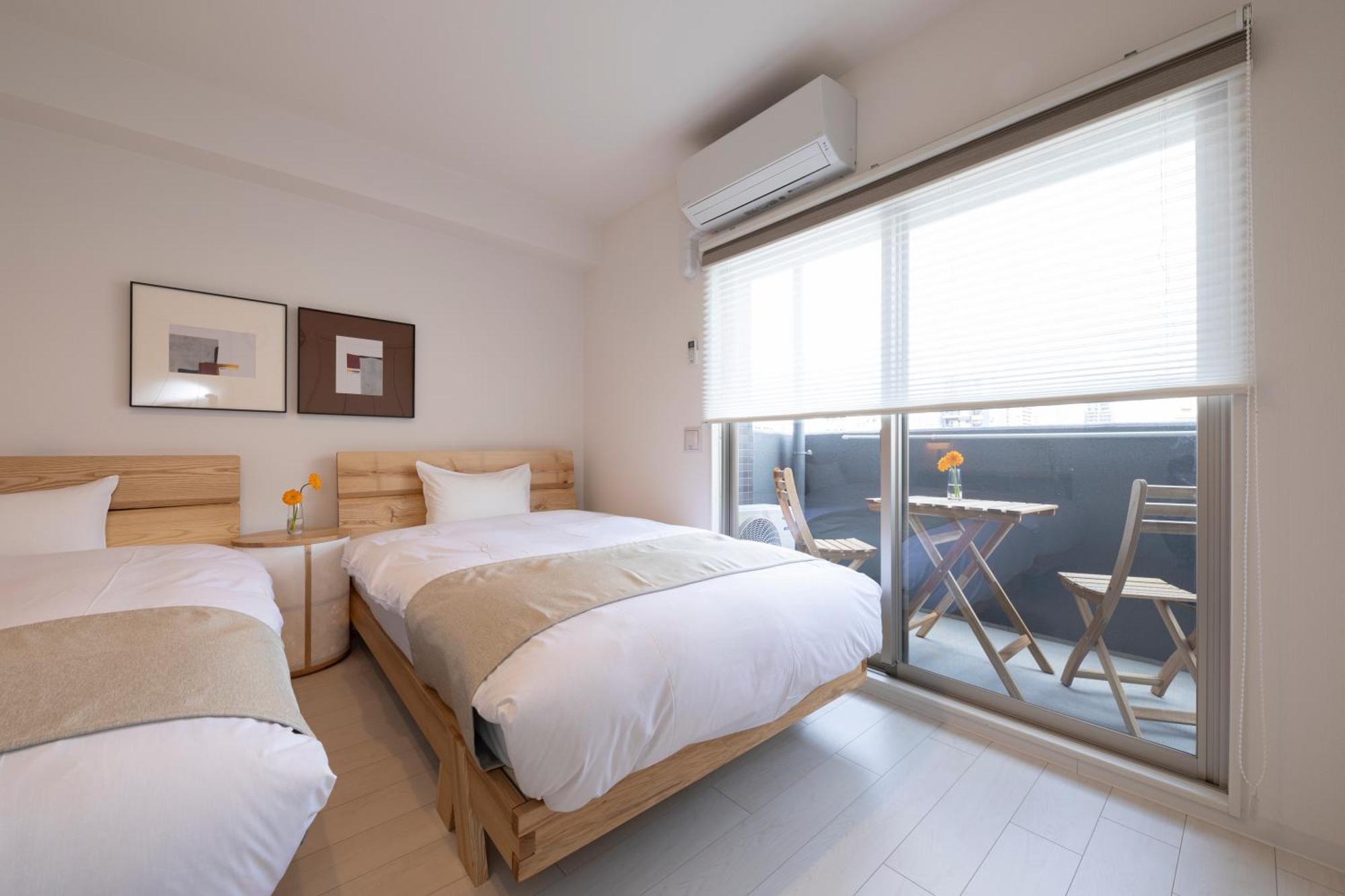 Aparthotel Shirakabanoyado - Nipponbashi 日本橋, 3 Mins Walk To Dendentown Osaka Esterno foto