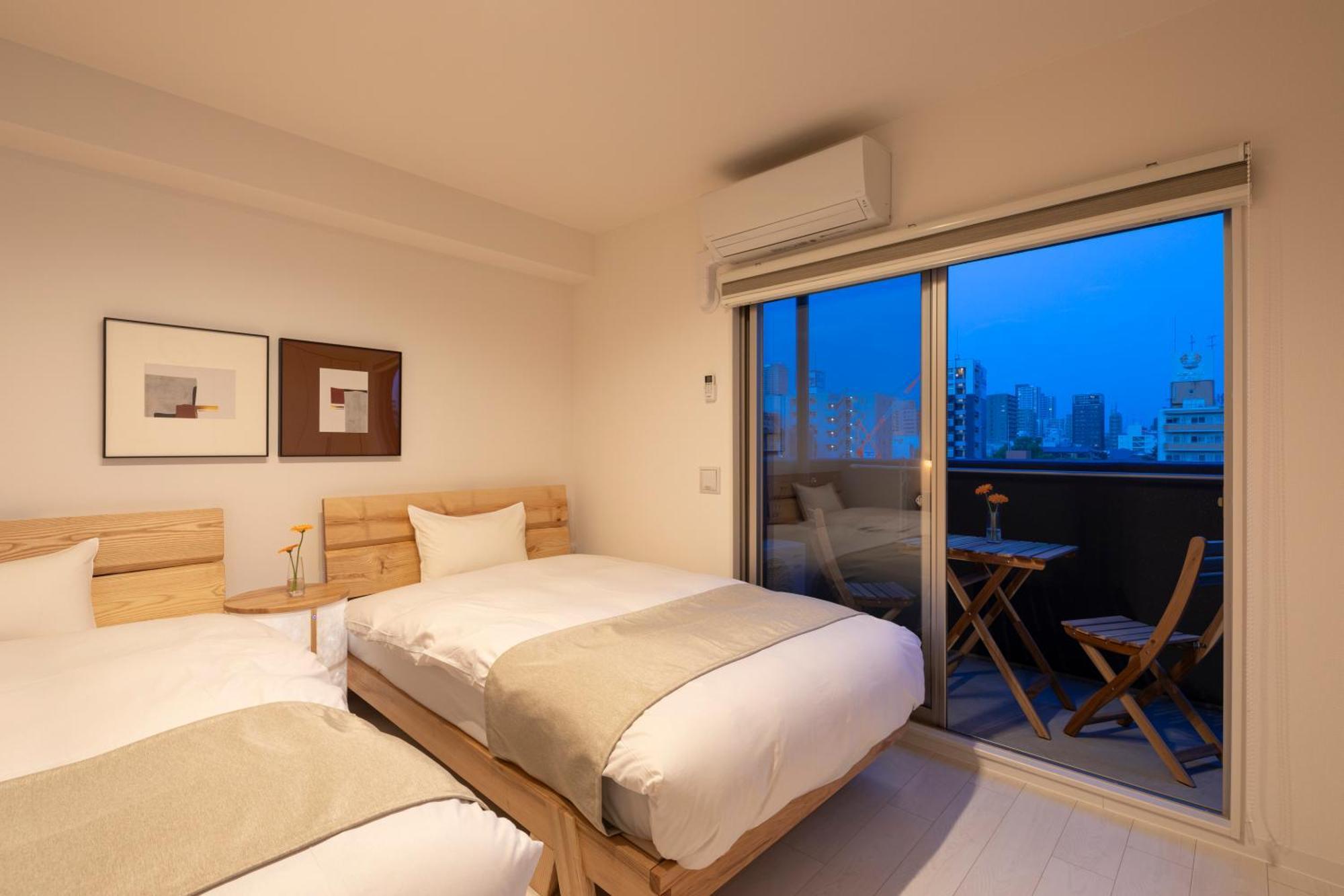 Aparthotel Shirakabanoyado - Nipponbashi 日本橋, 3 Mins Walk To Dendentown Osaka Esterno foto