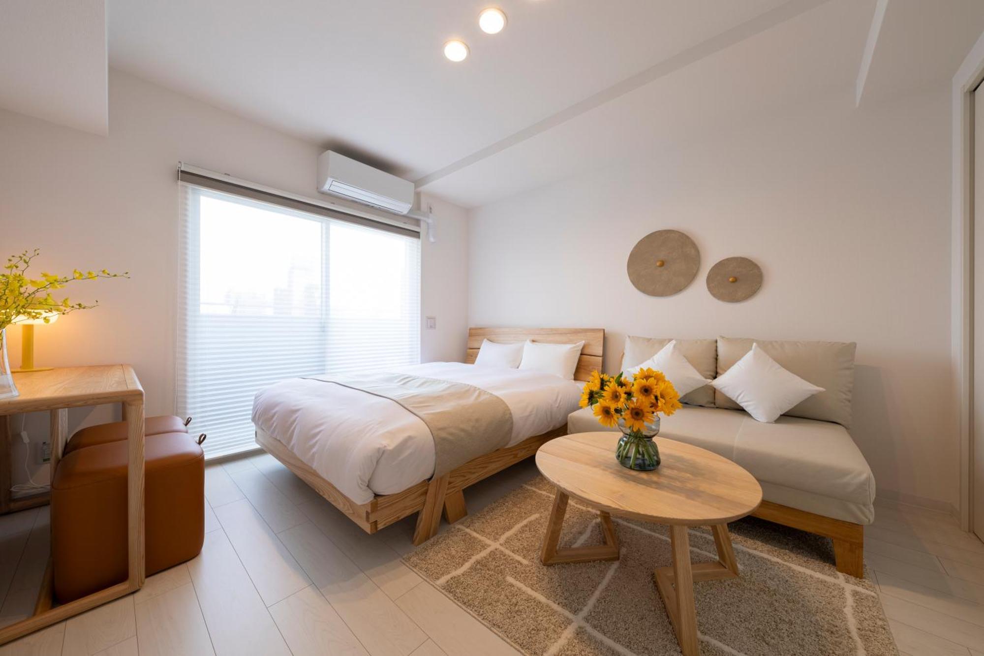 Aparthotel Shirakabanoyado - Nipponbashi 日本橋, 3 Mins Walk To Dendentown Osaka Esterno foto
